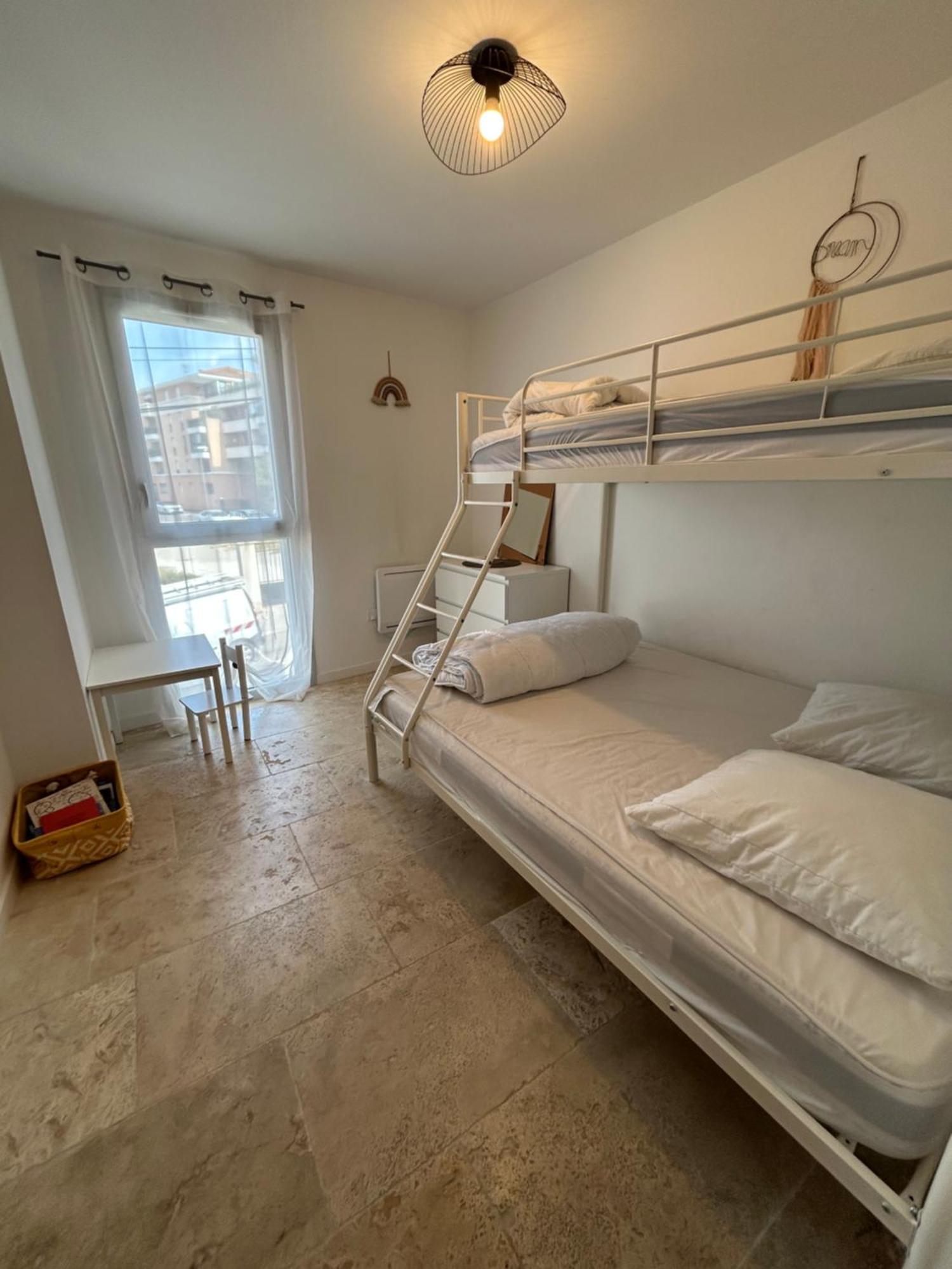 Appartement T3 Dans Maison Neuve 7 Couchages La Seyne-sur-Mer Exterior photo